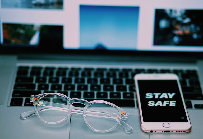How to Create a Comfortable and Productive Home Office Space